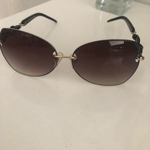 New Gucci Marina Chain Sunglasses
